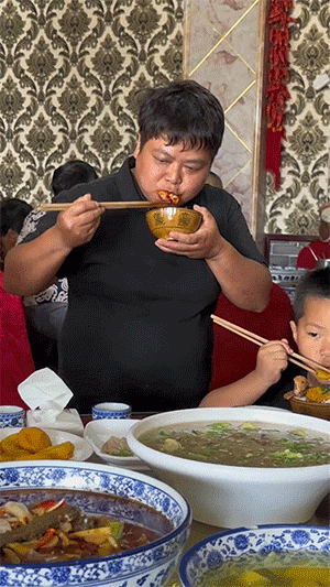 【今日爆笑动态图】又被女主播骗了？