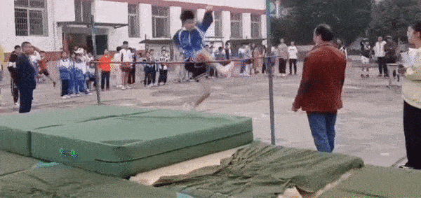 【今日爆笑动态图】校长：0分！